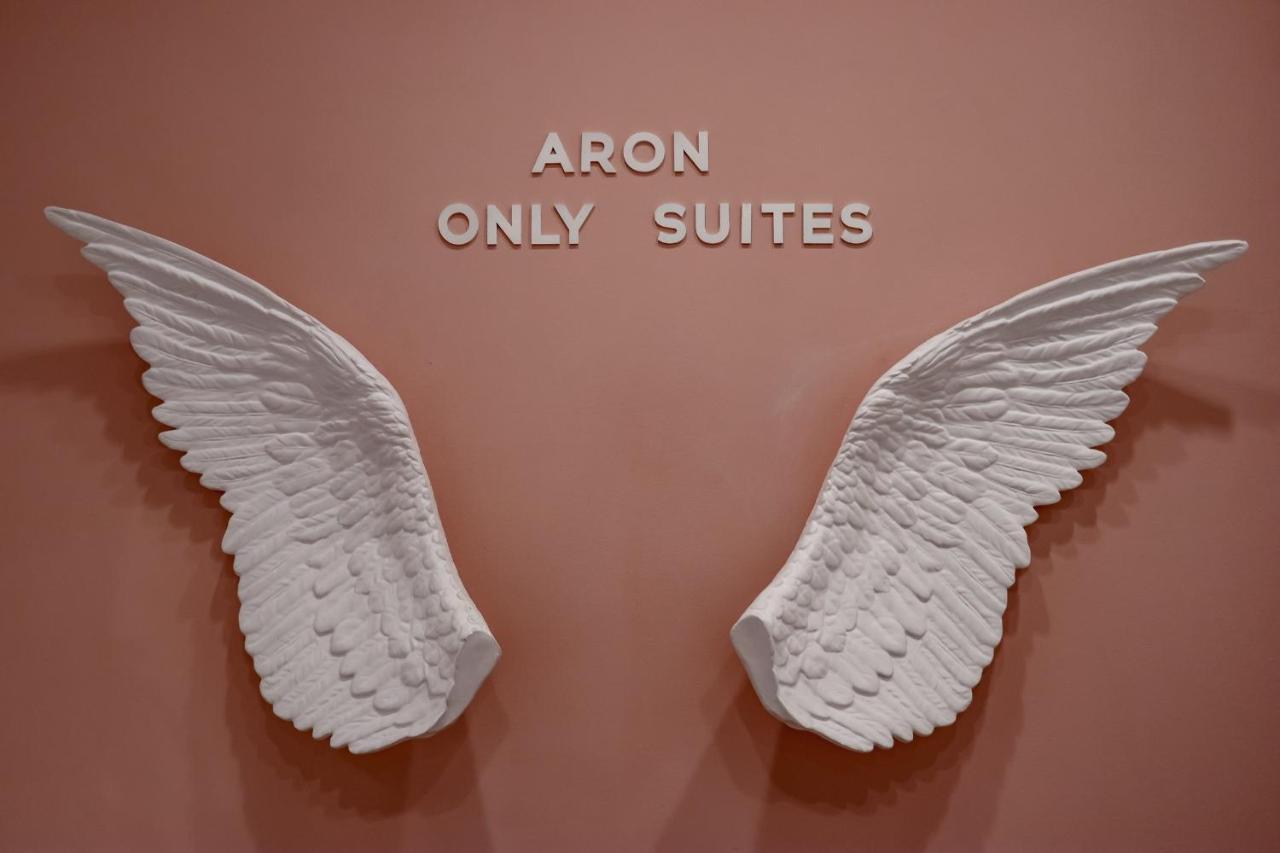 Aron Only Suites Bed And Breakfast Pescara Exterior foto